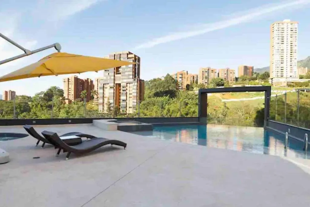 1204, Excelent Location In El Poblado Apartment Medellin